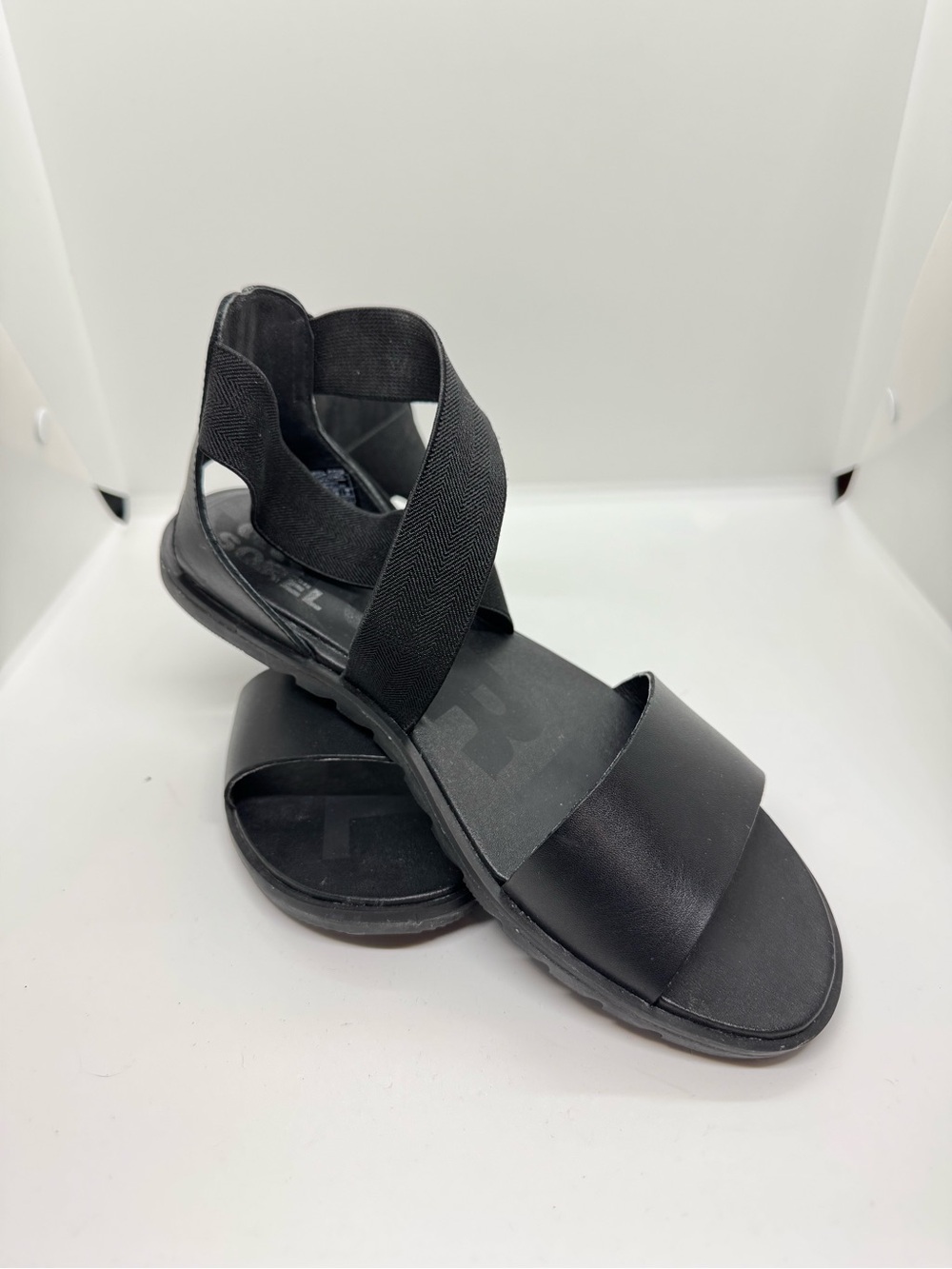 SOREL Ella II Flat Sandals Black Leather Strappy Comfort Size 7